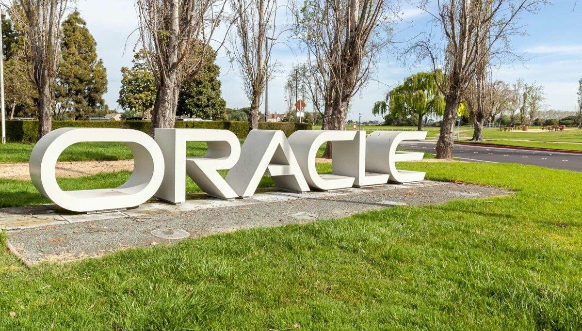 Oracle diversifies AI chip offerings with Google TPUs,