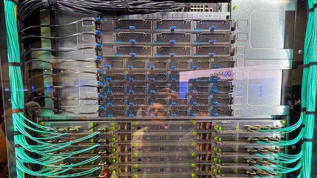 AMD Unveils Helios: Next-Gen Rack-Scale AI Platform Challenges NVIDIA's ...